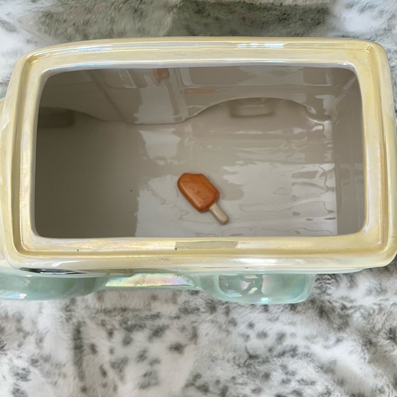 Harry & David Frosty Ice Cream Ceramic Cookie Jar - Picture 2 of 6